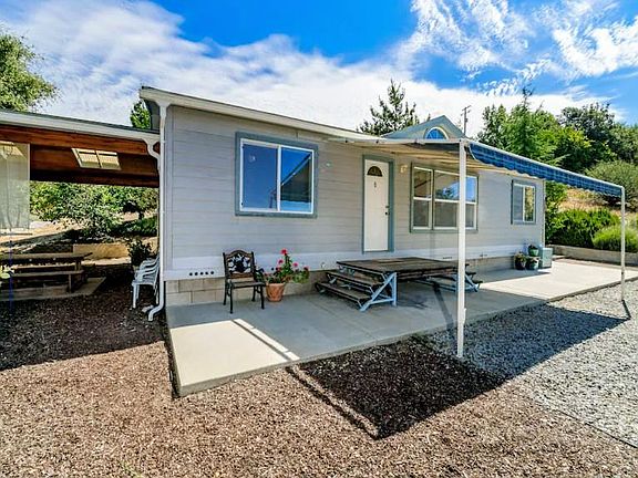 2nd image of 50971 Rosemary Ln
