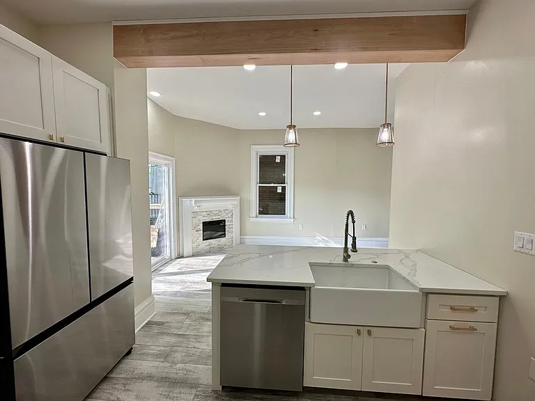 716 Southern Ave — Photo 9