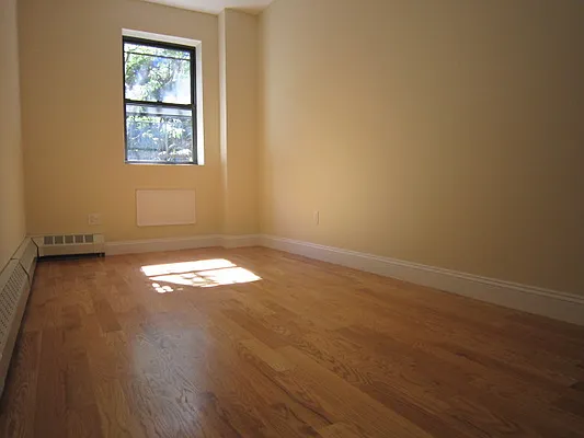 Rented by Apartments by Us | media 12