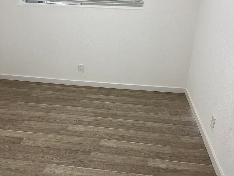 1538 C St #B — Photo 2