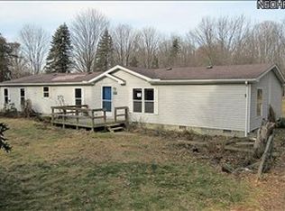 10595 Knowlton Rd, Garrettsville, OH 44231