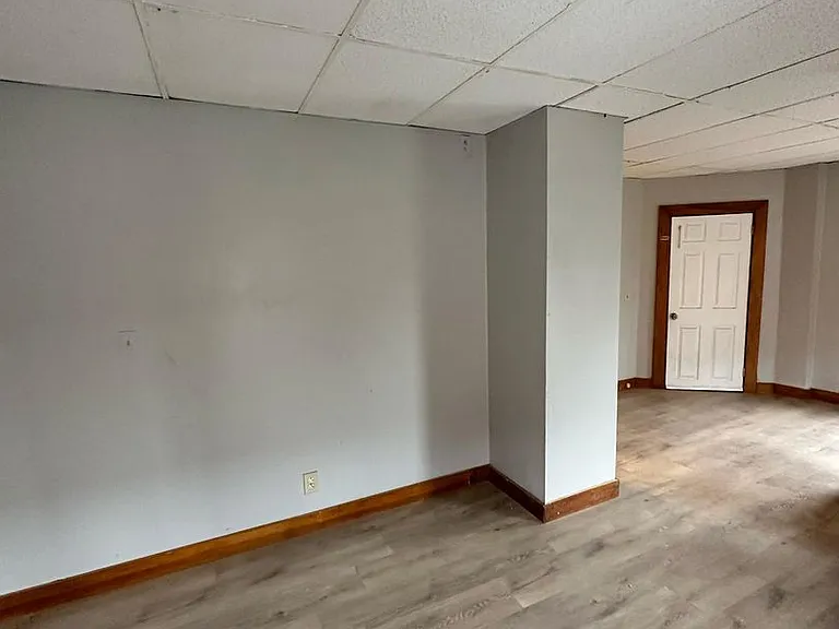 105 South St — Photo 9