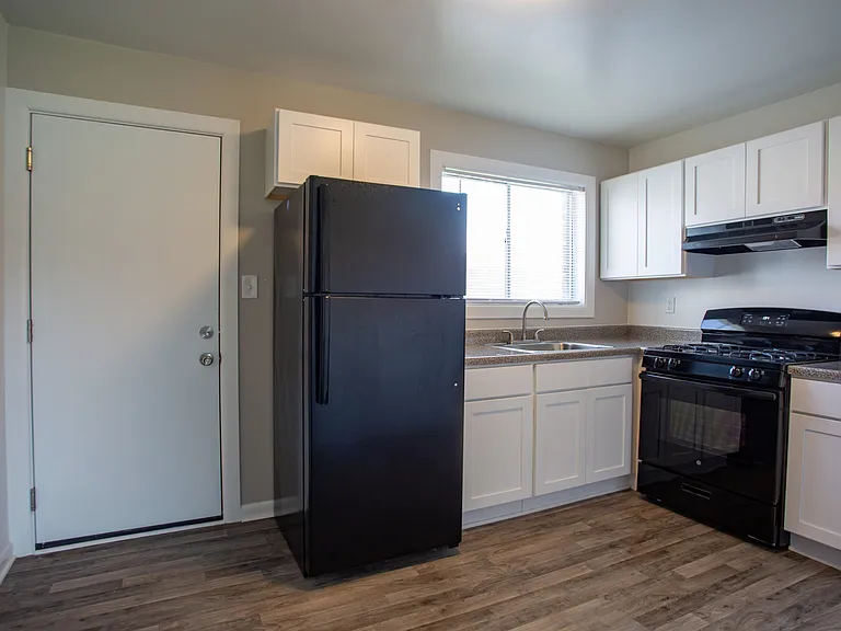 Summit Point Apartments