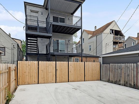 2nd image of 2106 N Laramie Ave #2