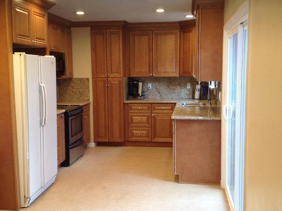 1st image of 3744 Dottielyn Ave