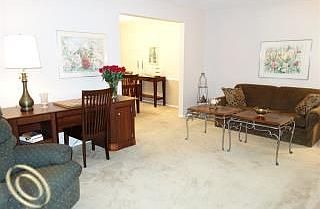 5th image of 4412 Greenstown Dr
