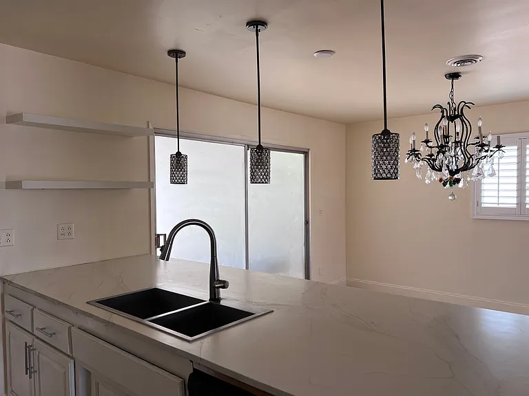 7821 Shoup Ave — Photo 5
