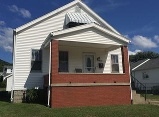 718 Grant St, McMechen, WV 26040