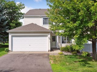 9100 Massie Curv, Eden Prairie, MN 55347