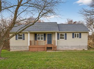 990 Bell Rd, Clifton Springs, NY 14432