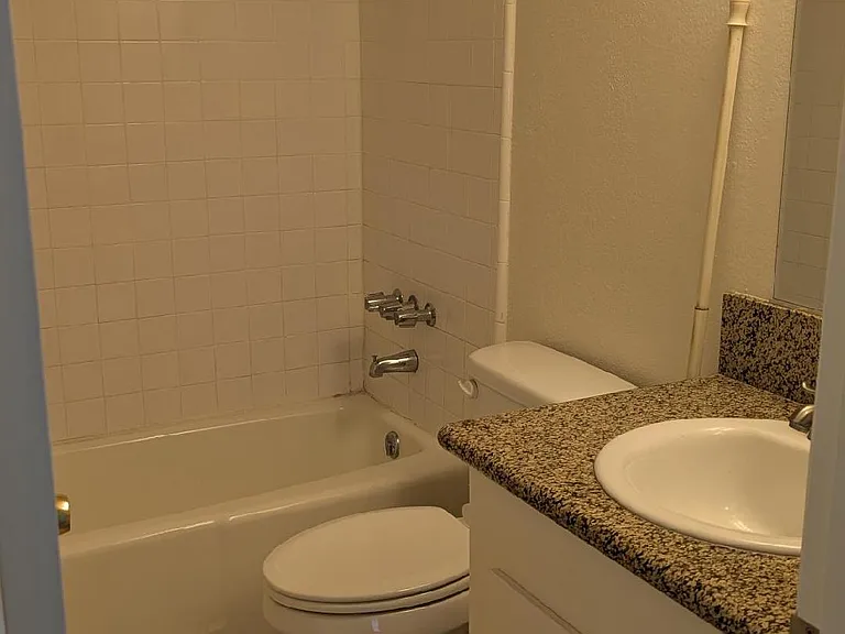 2950 Palisades Dr #3 — Photo 7