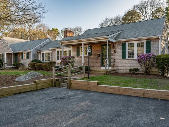 35 Debs Hill Road #39B, Yarmouth Port, MA 02675
