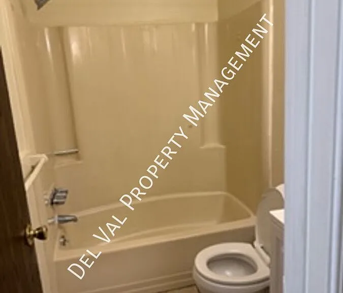 304 Christopher Pl #1 — Photo 6