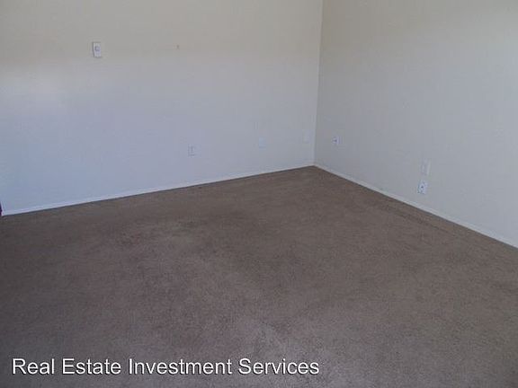 3rd image of 2637 Cascade Pl W APT 10