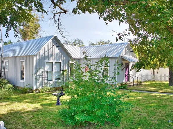 249 S Pecan St, Mason, TX 76856