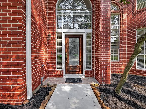 4th image of 6131 Hampton Way Ct