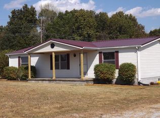 422 Glover Hill Ln, Glasgow, KY 42141