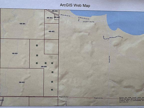 4th image of 8959 Robinson Rd