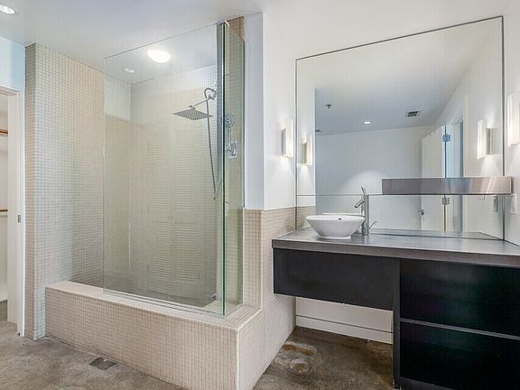 5th image of 1530 J St Unit 390