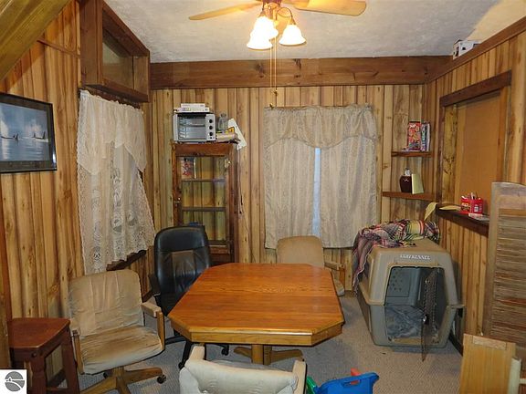 3rd image of 4439 N Ironwood Dr