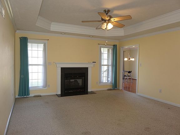 4th image of 5917 Soverign Ct