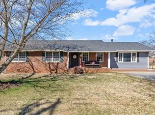 213 Cook St, Cartersville, GA 30120