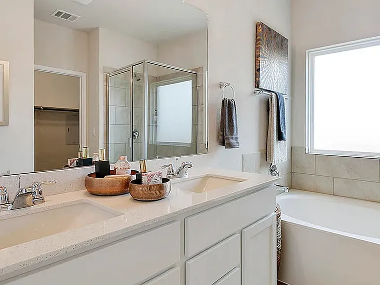 4513 Spring Box St — Photo 12