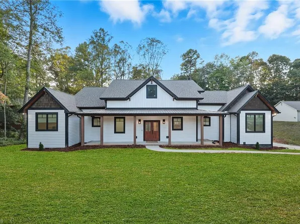 2337 Willow Bend Dr, Kernersville, NC 27284