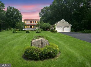 6 Heffner Rd, Fleetwood, PA 19522