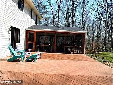 rear deck looking at beautiful back yard