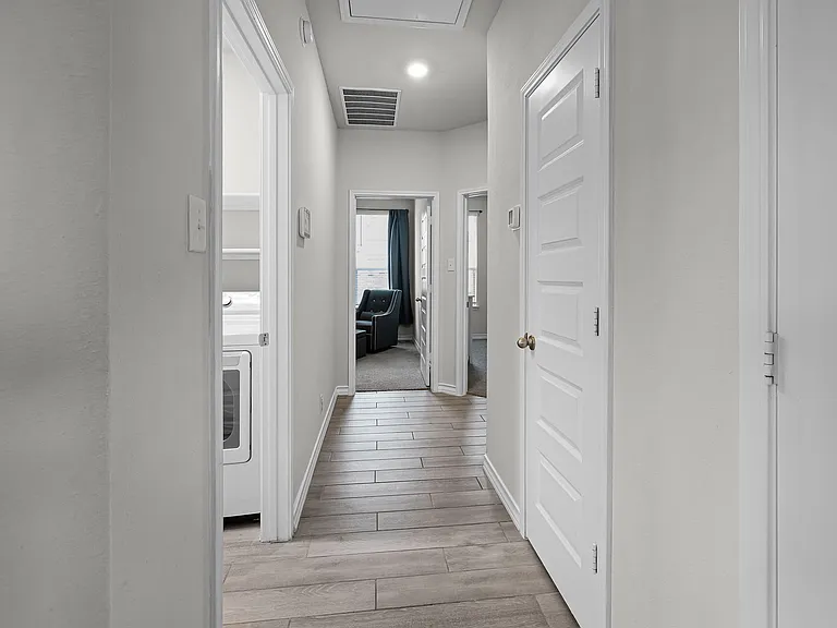 544 Lilac Shls — Photo 37