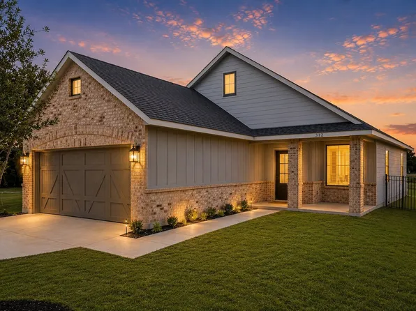 312 3rd St, Hillsboro, TX 76645