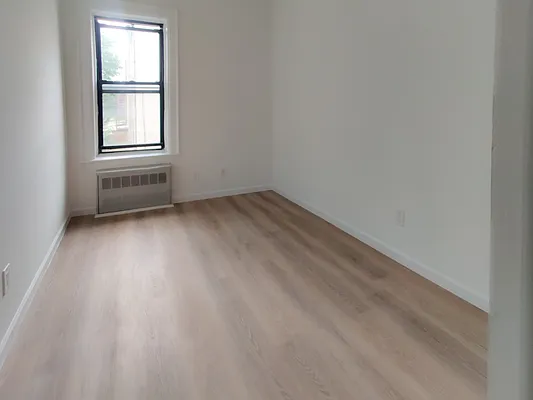 Rented by Remax Edge | media 4