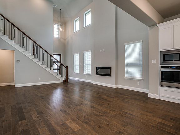 4th image of 3612 Sevilla Dr