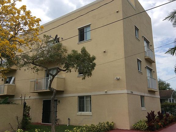 5th image of 7516 NE 1st Ave APT 301