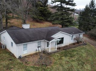 9 Whipple Dr, Wheeling, WV 26003