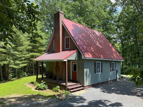 323 Deer Trl, Greenville, VA 24440