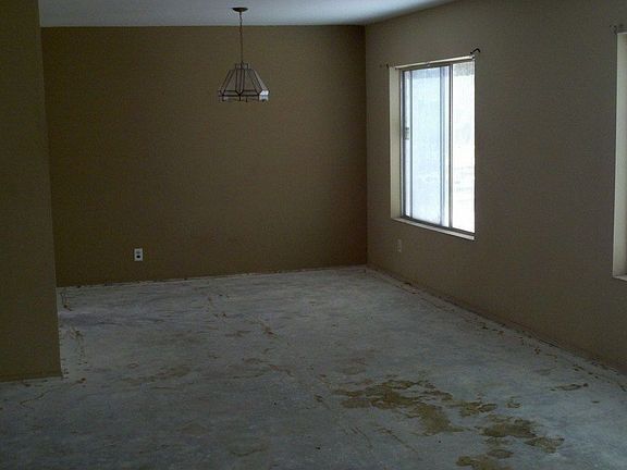 5th image of 7130 N Omar Dr