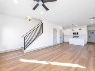 2111 24th Street Ln SE, Hickory, NC 28602