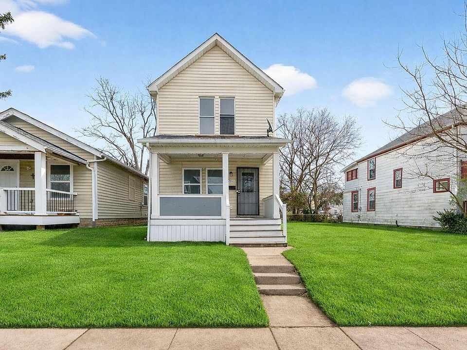 1st image of 204 S Wheatland Ave