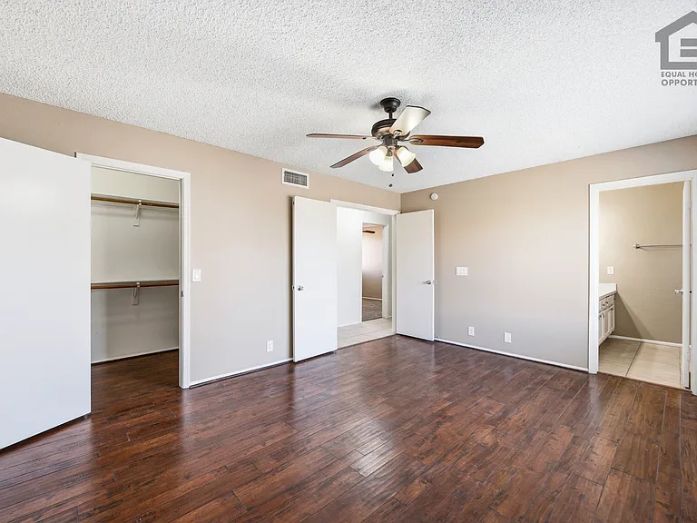 7202 W Corrine Dr — Photo 24
