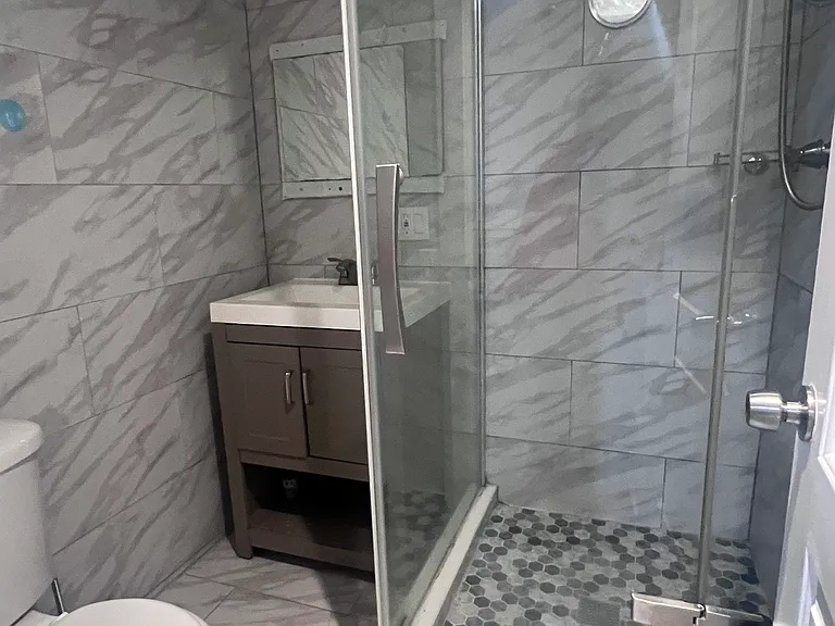 41 Colin St #2 — Photo 6