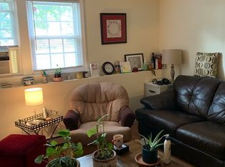 10 County St APT 5, Mansfield, MA 02048