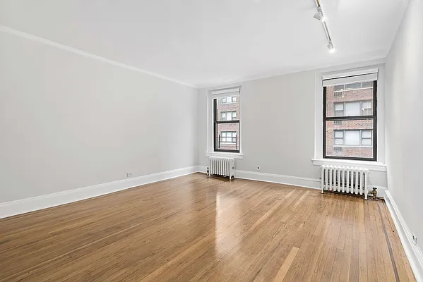 Rented by Compass | media 8