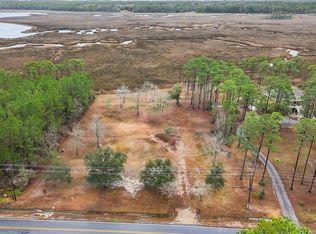 6121 Mary Mahoney Dr, Ocean Springs, MS 39564