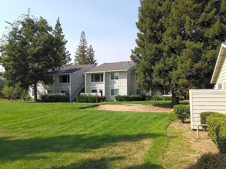 Gridley Springs Apartments 1 & 2 — Photo 5