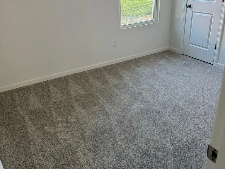 1624 Holly Pl — Photo 10