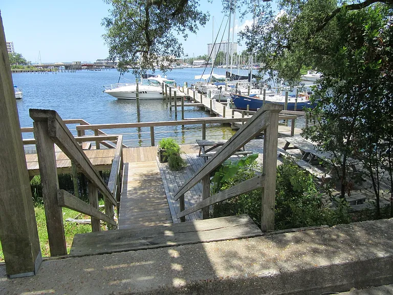 307 Wilson Ave #17 — Photo 28