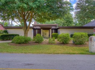 95 Hiwon Dr, Conroe, TX 77304