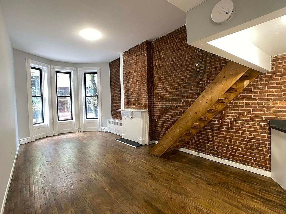 1st image of 206 W 83rd St APT 1F